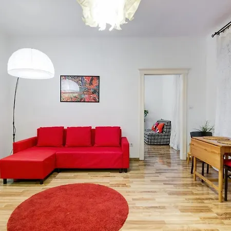 Julie's Flat * Budapest